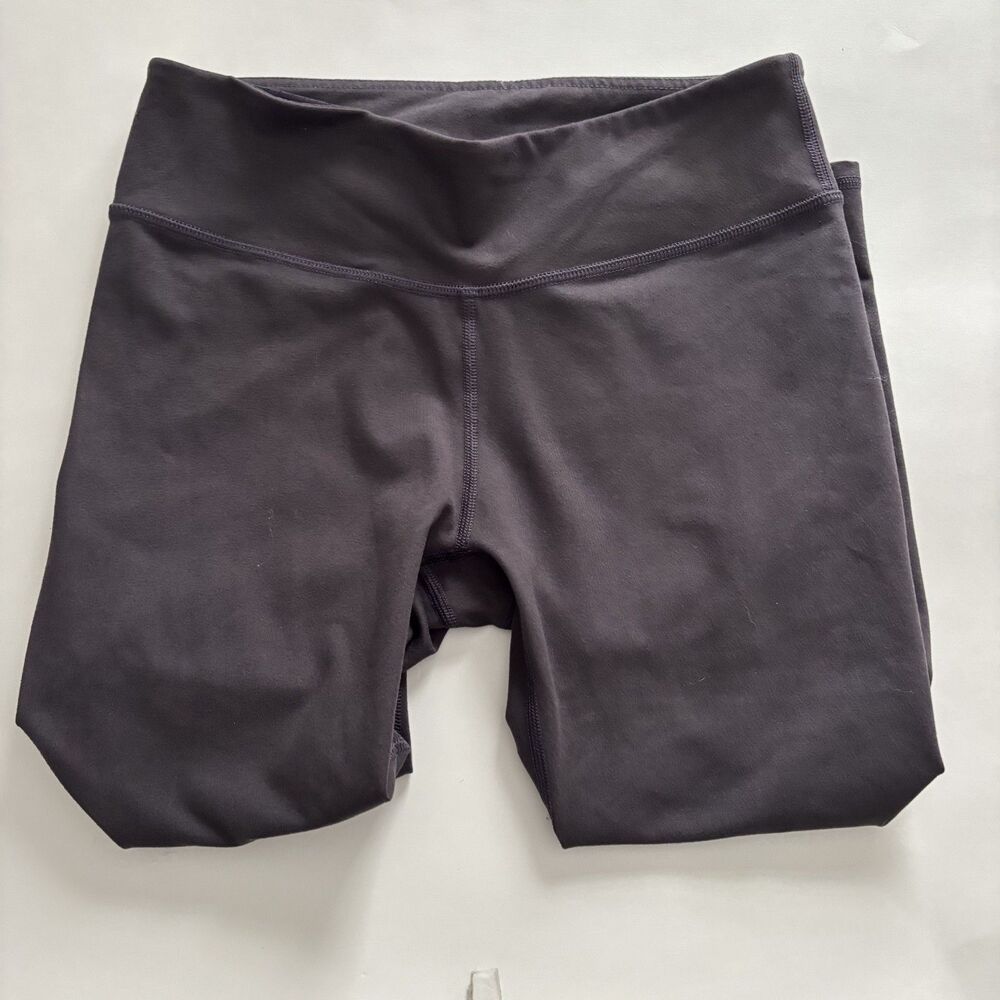 Womens' Steel Grey Fabletics Define Powerhold Mid-Rise Capri Size Small